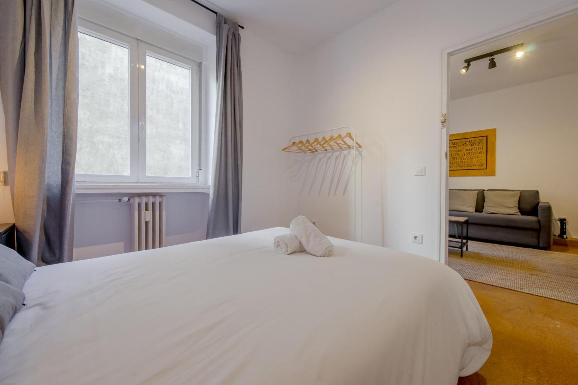 Classic Apt 7Pax En La Latina-Centro De マドリード エクステリア 写真